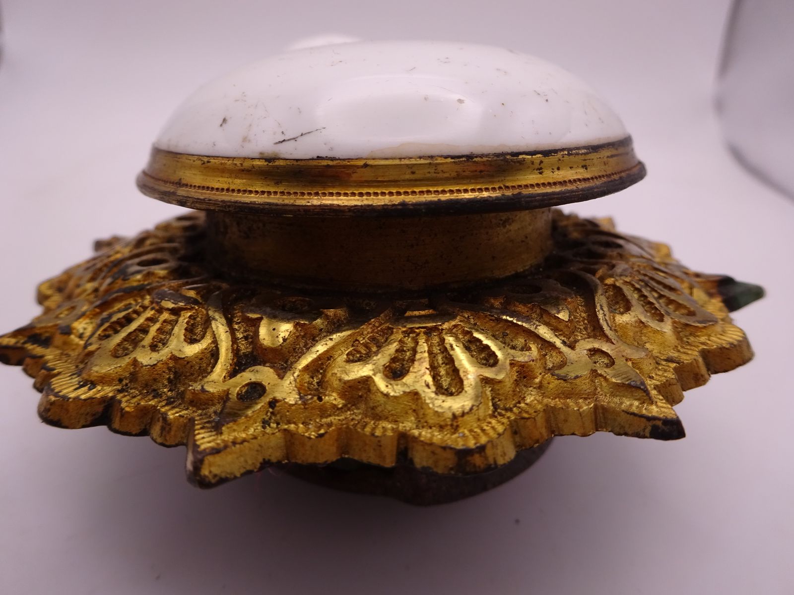 photo for sale Large Antique Brass And Ceramic Butler/Servant Crank (Bl6)