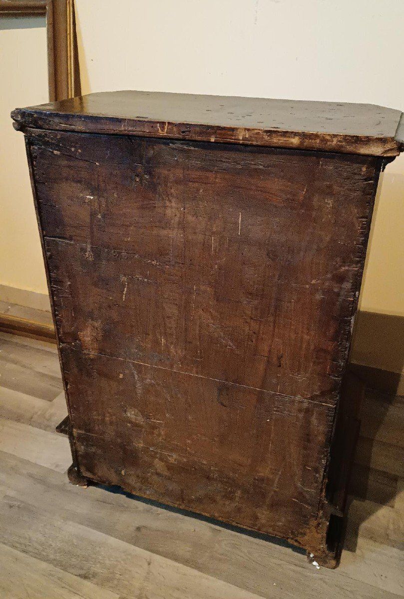 photo furniture Antique 17th Century Walnut Kneeler With Drawers