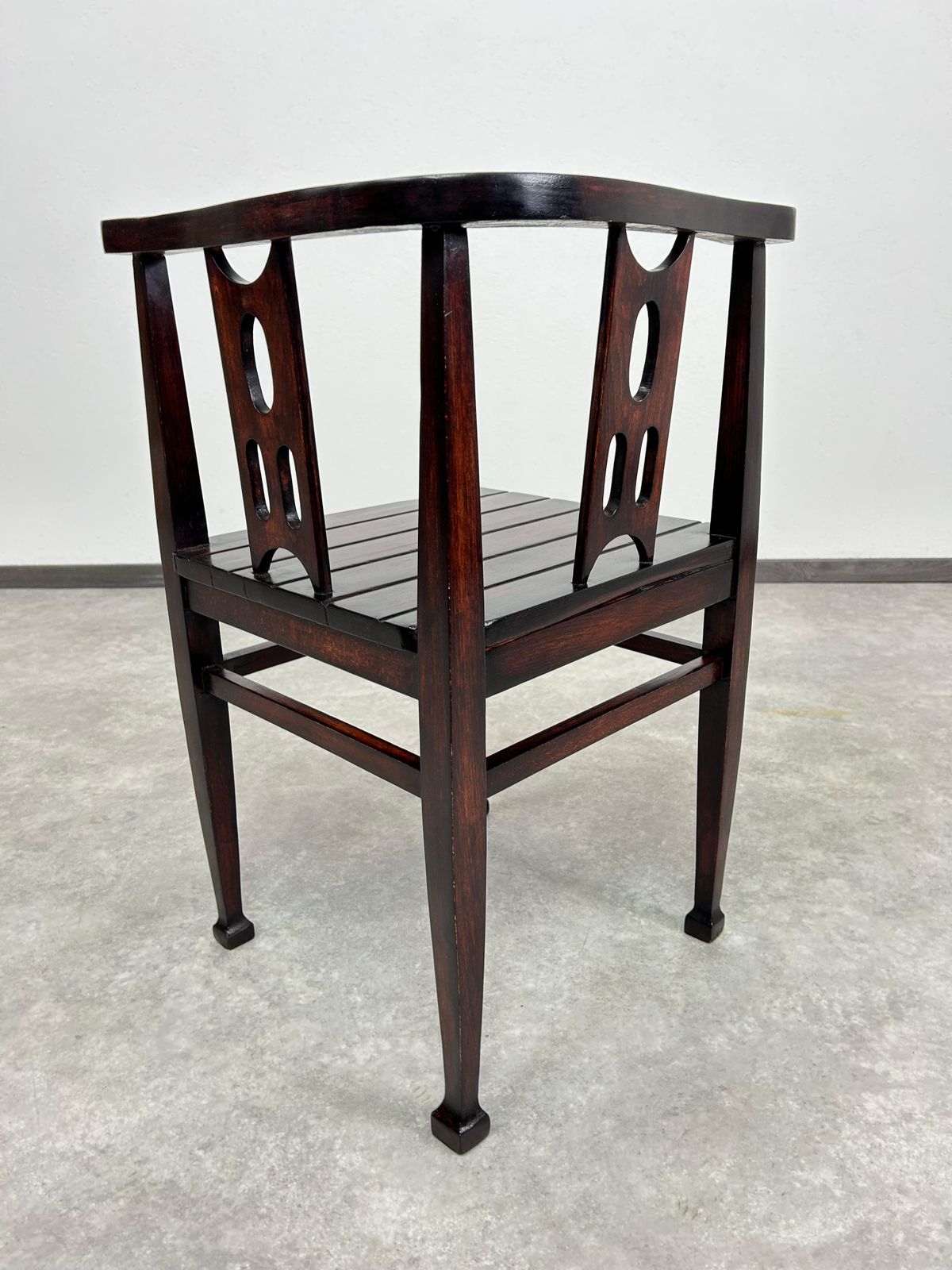 Jugendstil Corner Chair Attr. To Josef Hoffmann photo buy