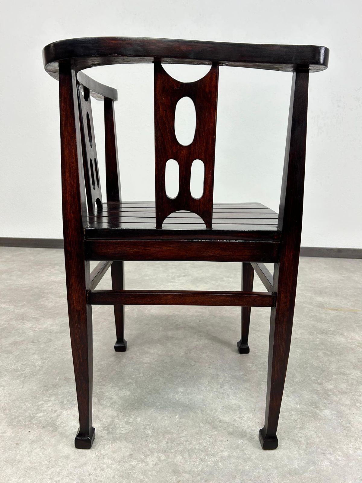 2996.0 Jugendstil Corner Chair Attr. To Josef Hoffmann photo