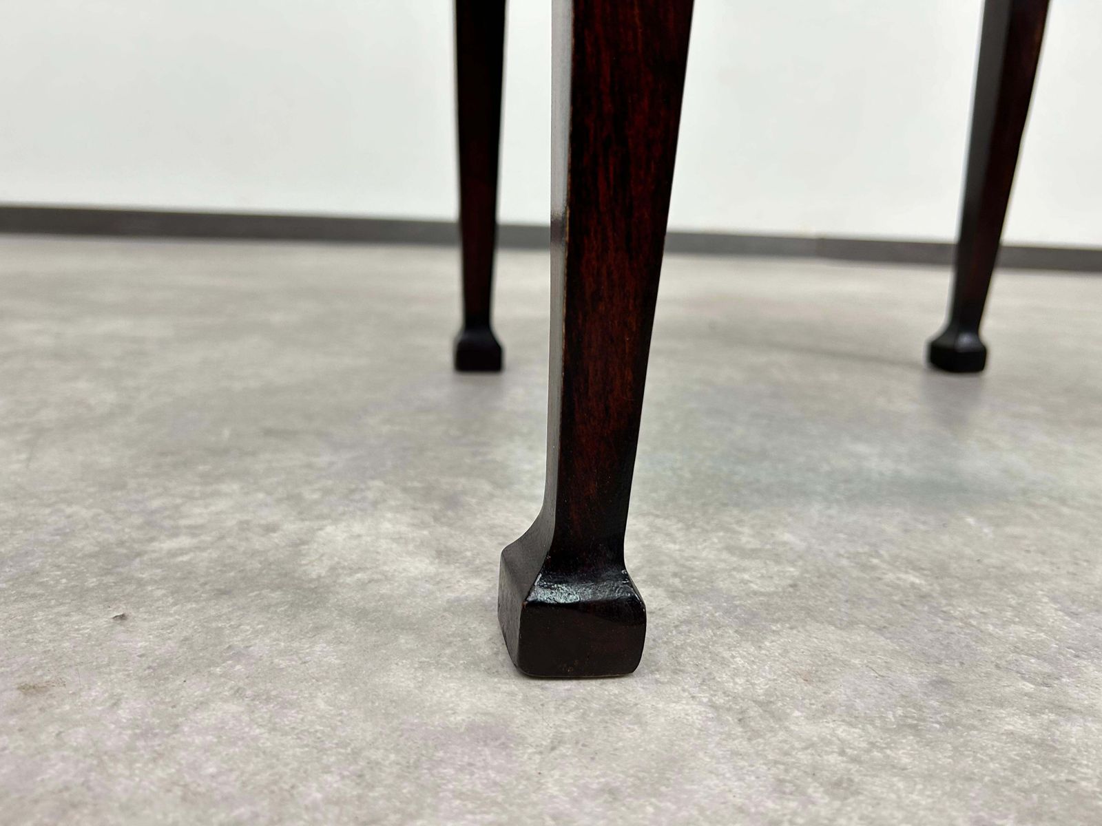 photo vinterior Jugendstil Corner Chair Attr. To Josef Hoffmann