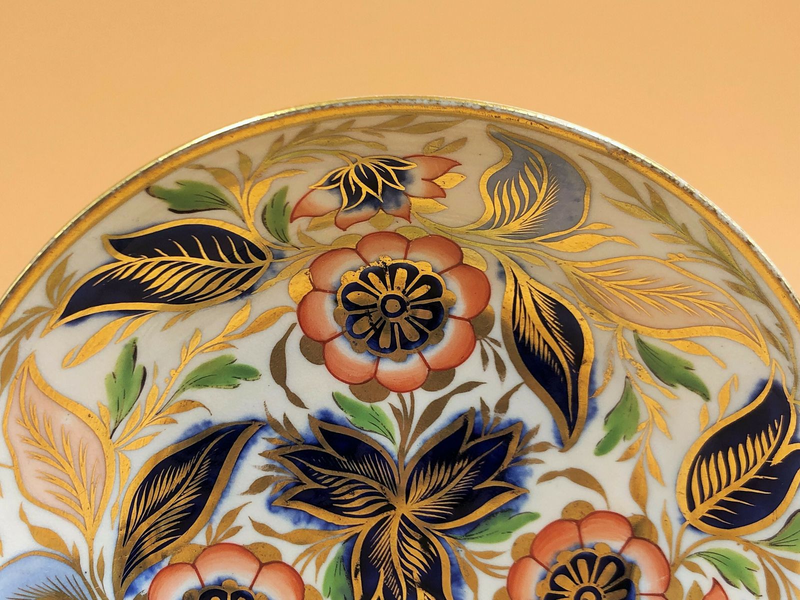 photo furniture Antique Job Ridgway China Grecian Shape Imari Tea And Coffee Trio. No. 2/141. C1810.