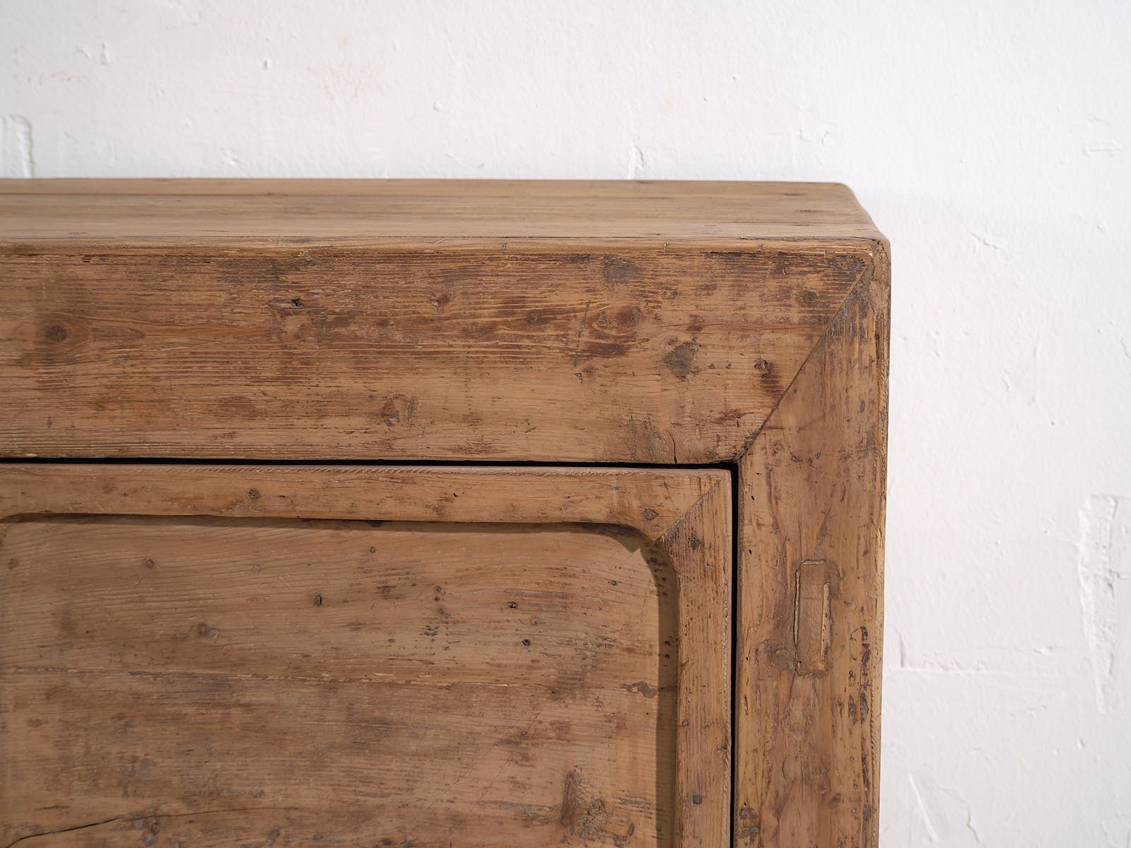 photo furniture Antique Chinese Sideboard (C.1900) #12