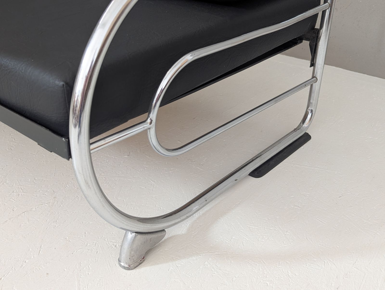 Bauhaus Tubular Steel Sofa By Hynek Gottwald, 1930s photo Furniture