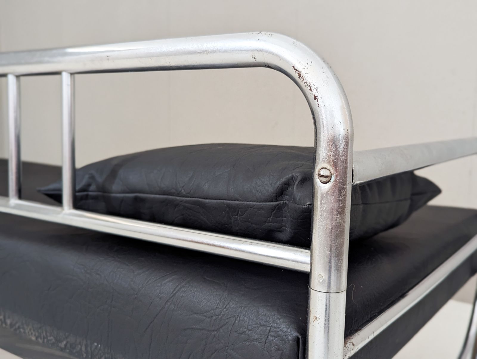 photo vinterior Bauhaus Tubular Steel Sofa By Hynek Gottwald, 1930s