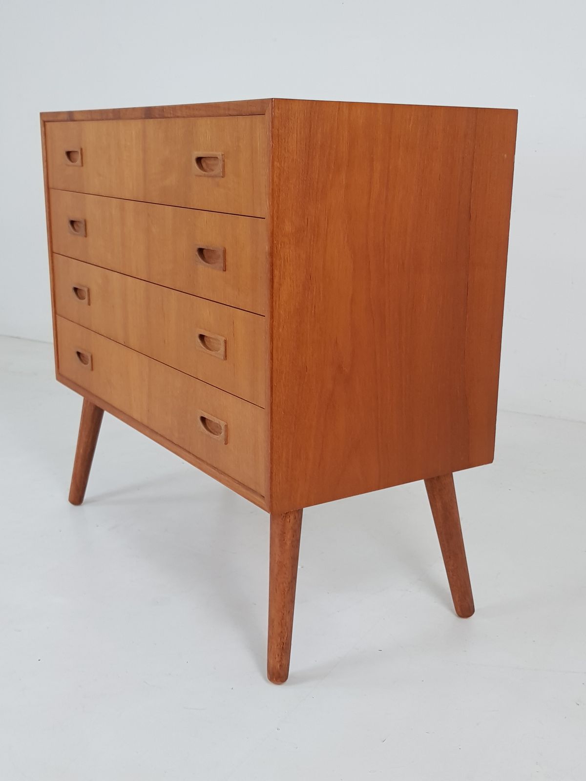 Vintage Chest Of Drawers photo 595.0
