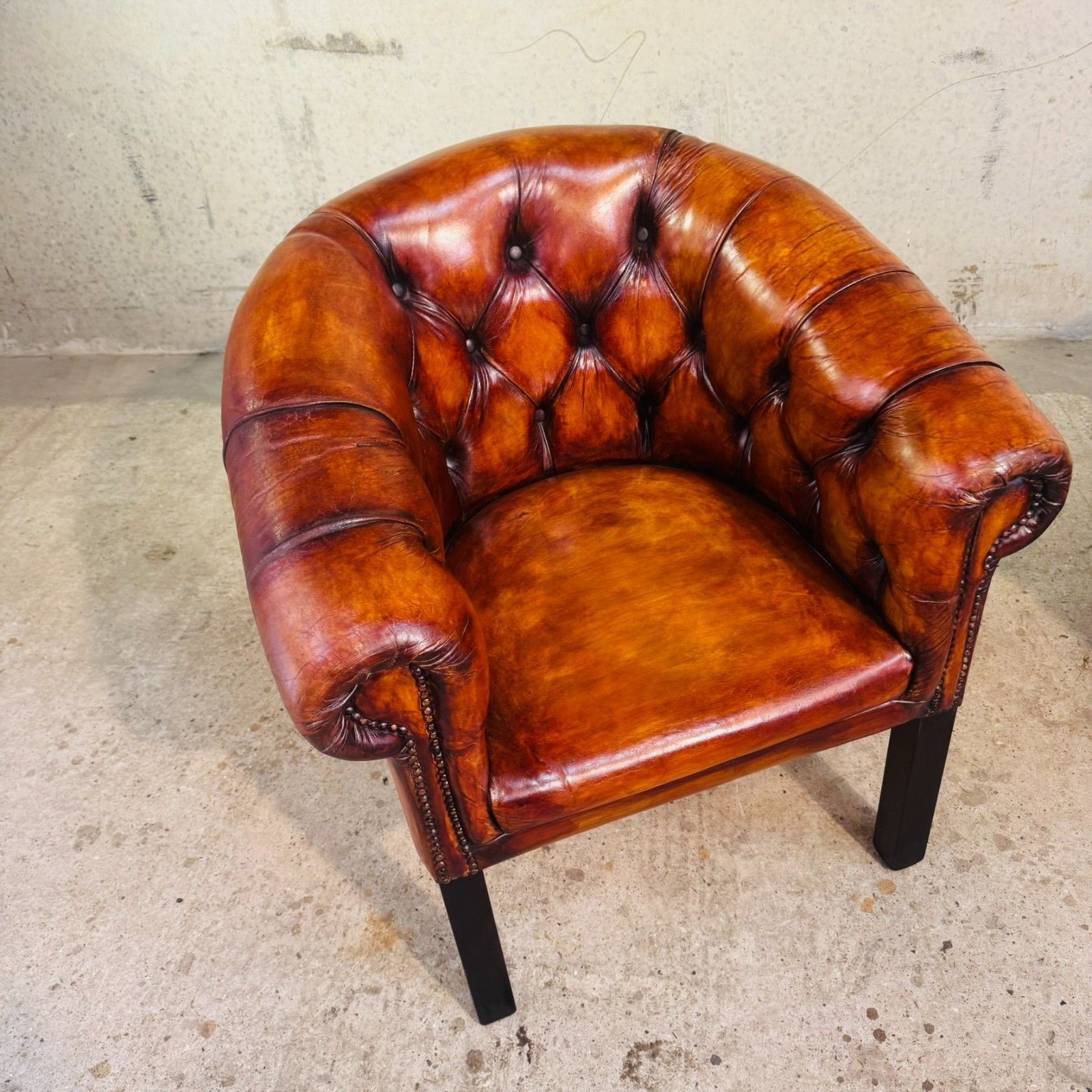 Pair Of Elegant English Made Vintage Chesterfield Tan Leather Tub Chairs #A671 photo vintage