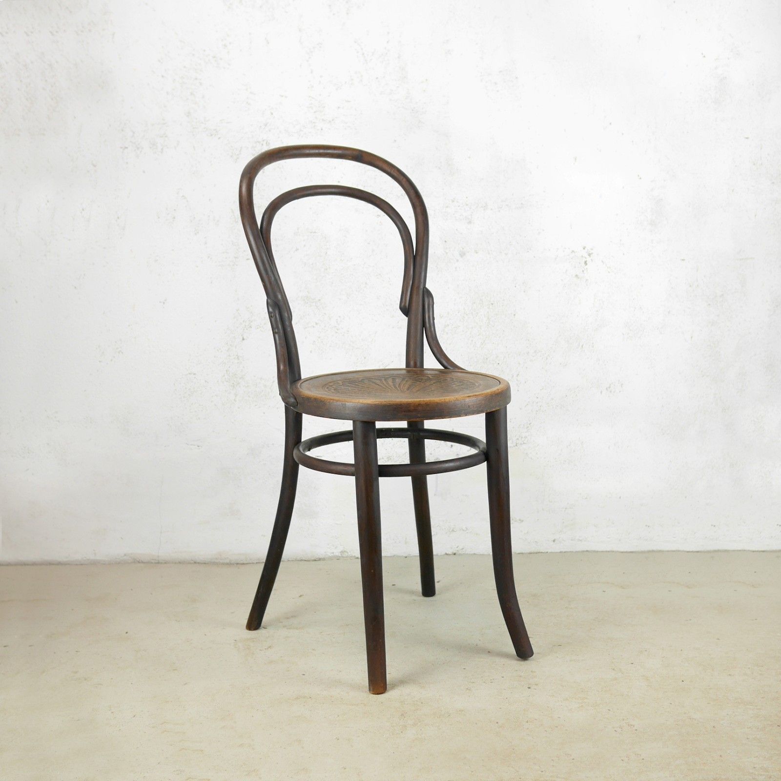 Antique Mundus Kohn Bentwood Bistro Chairs 1920s Thonet Vintage #102940