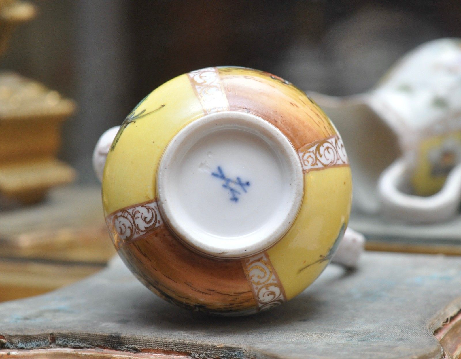 A Superb Little C19th Meissen Cream Jug In Yellow, Hand Painted, Meissen Mark photo vinterior