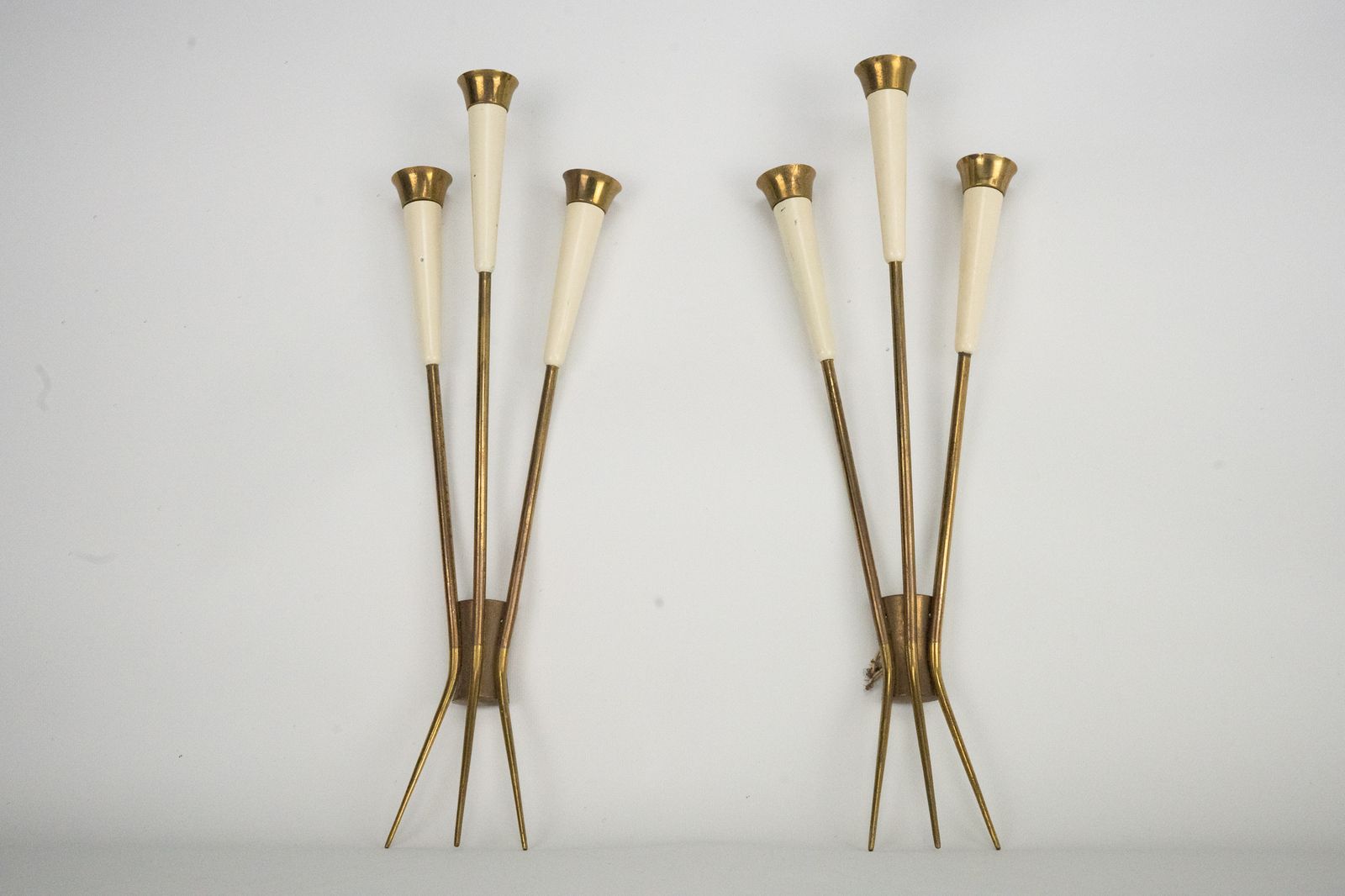 photo furniture Mid Century Pair Of Large Brass Sconces Attributable To Stilnovo. Italy 1950s