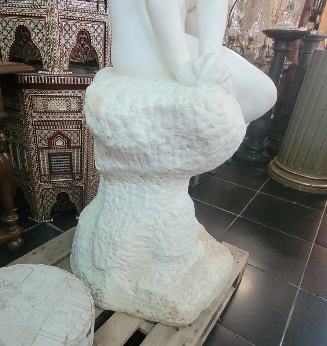 24000.0 Large Bather On A Rock, Large White Marble (155cm), Late 19th Century photo