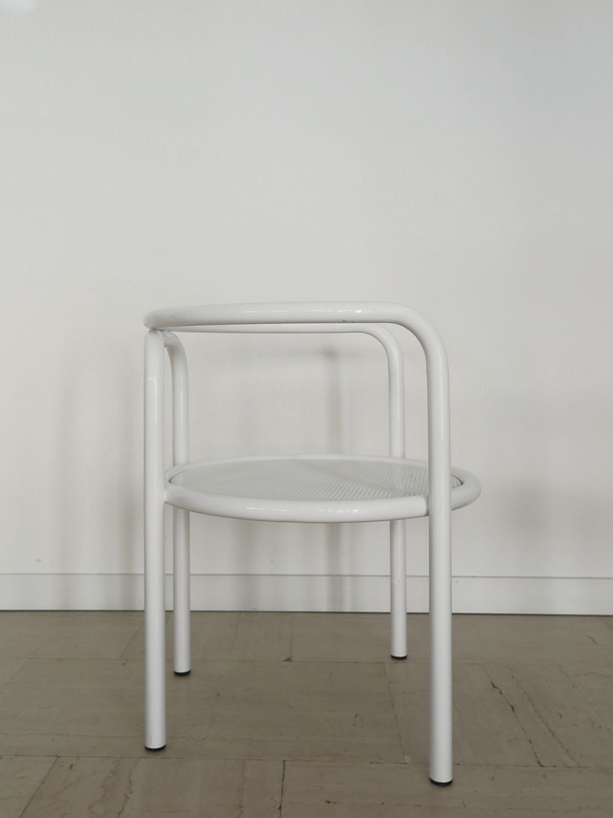 photo buy Gae Aulenti For Poltronova White Metal Chairs Model Locus, Italy 1960s