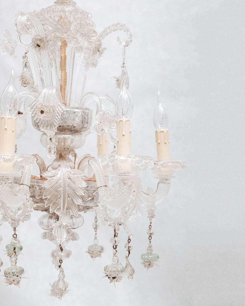 Vintage Venetian Hand Blown White Murano Glass 6 Lights Chandelier photo vinterior