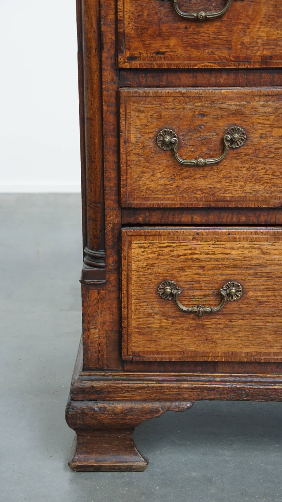 photo furniture Stunning, Characterful Antique 18th Century English Mule Chest