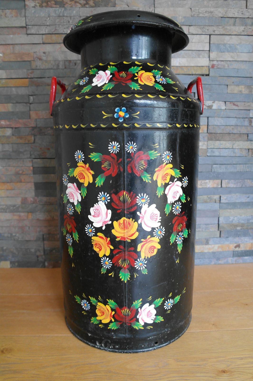 Large Bargeware Milk Churn Handpainted In "Castles & Roses" Traditional Design, 1958 Grundy 10 Gallon Churn.