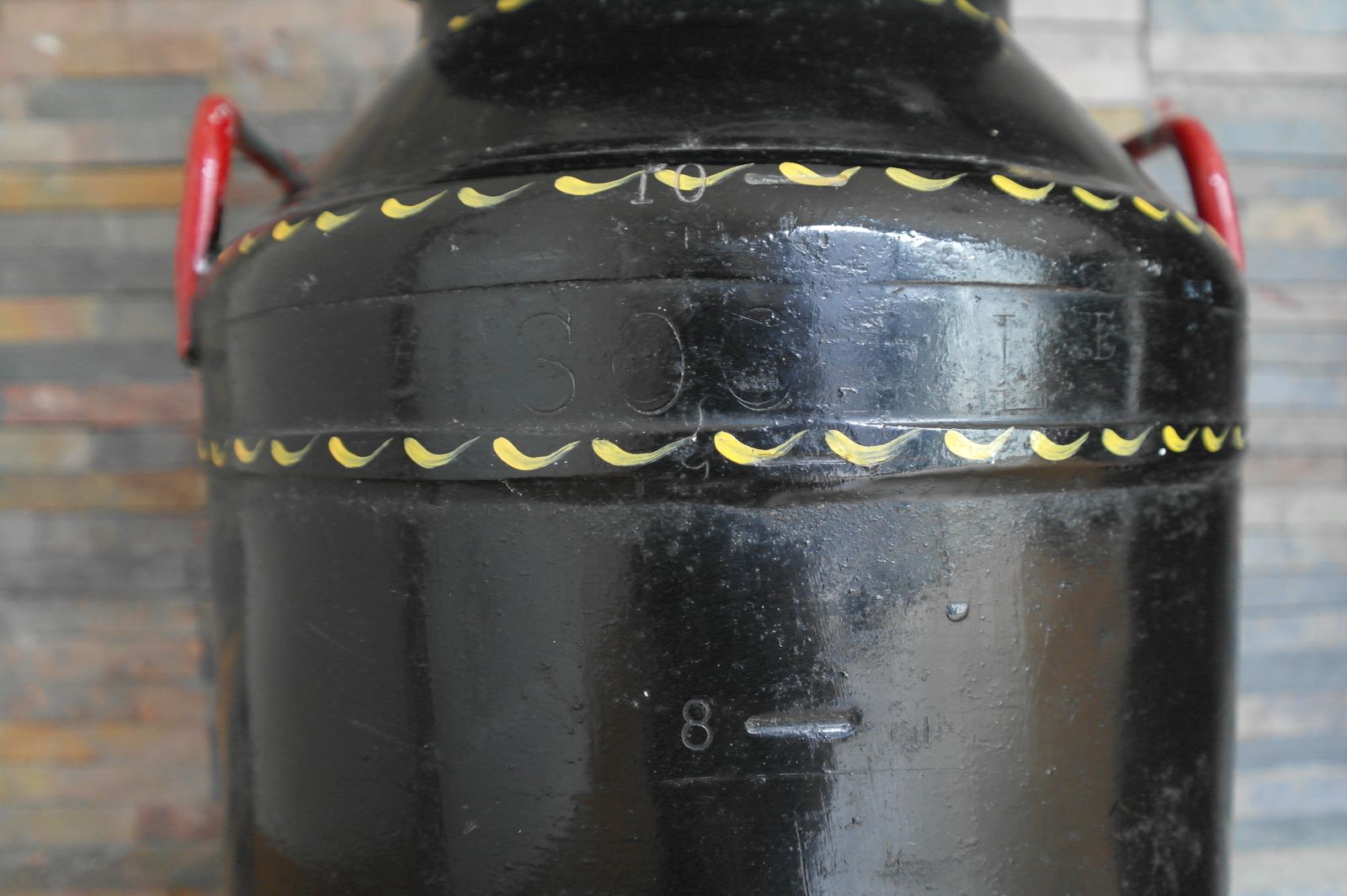 Large Bargeware Milk Churn Handpainted In "Castles & Roses" Traditional Design, 1958 Grundy 10 Gallon Churn. photo 117.0