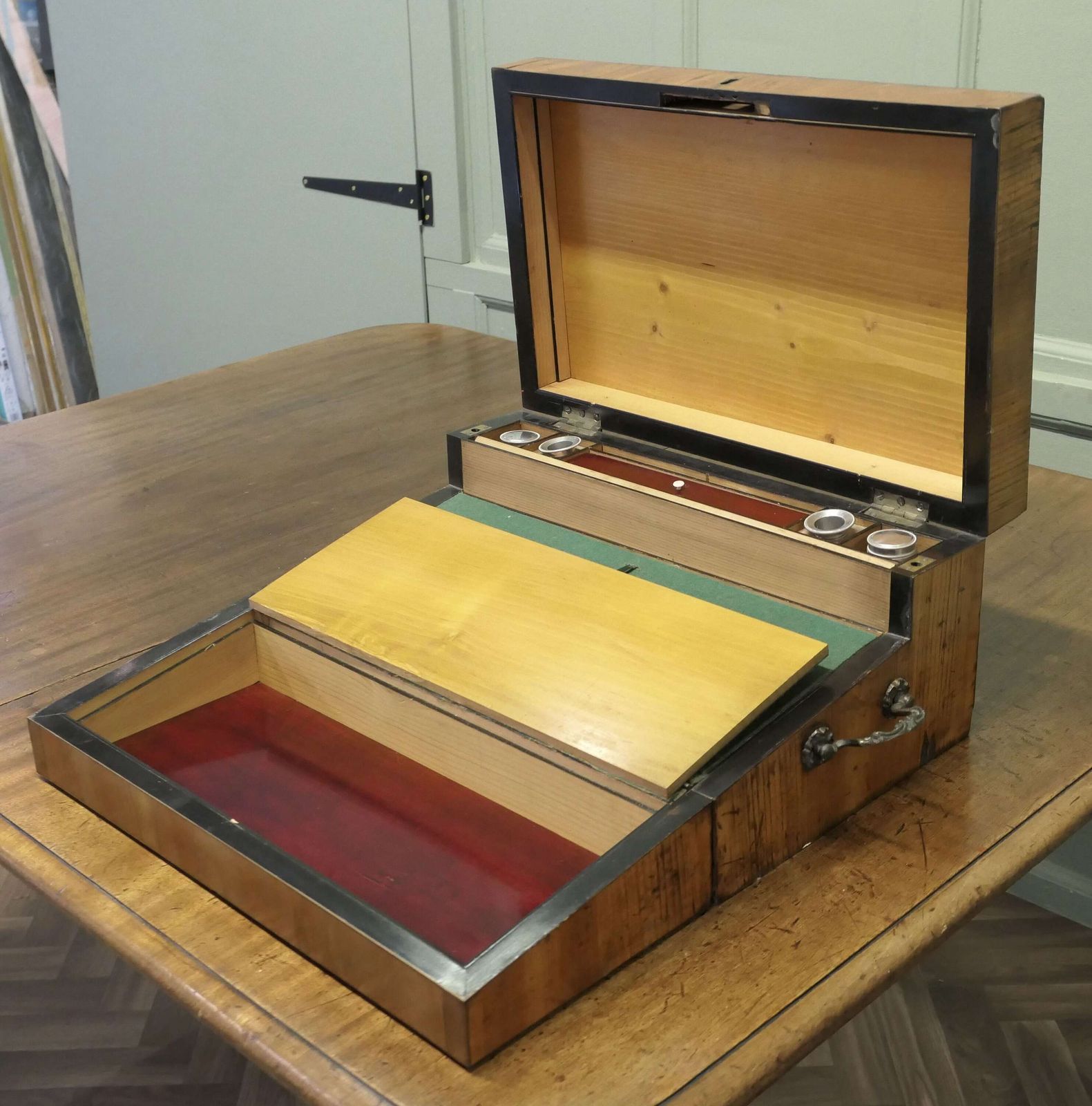 18th Century Satinwood Traveling Writing Slope Or Lap Desk photo buy