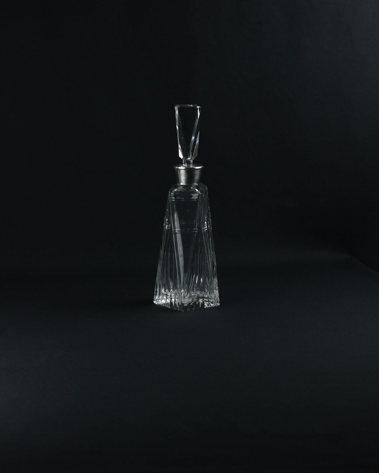 Art Deco Decanter photo 106.0
