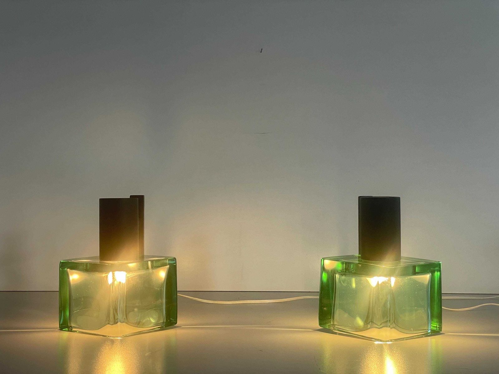 Exclusive Green Glass And Metal Pair Of Wall Lamps By Seguso, 1950s, Italy photo buy