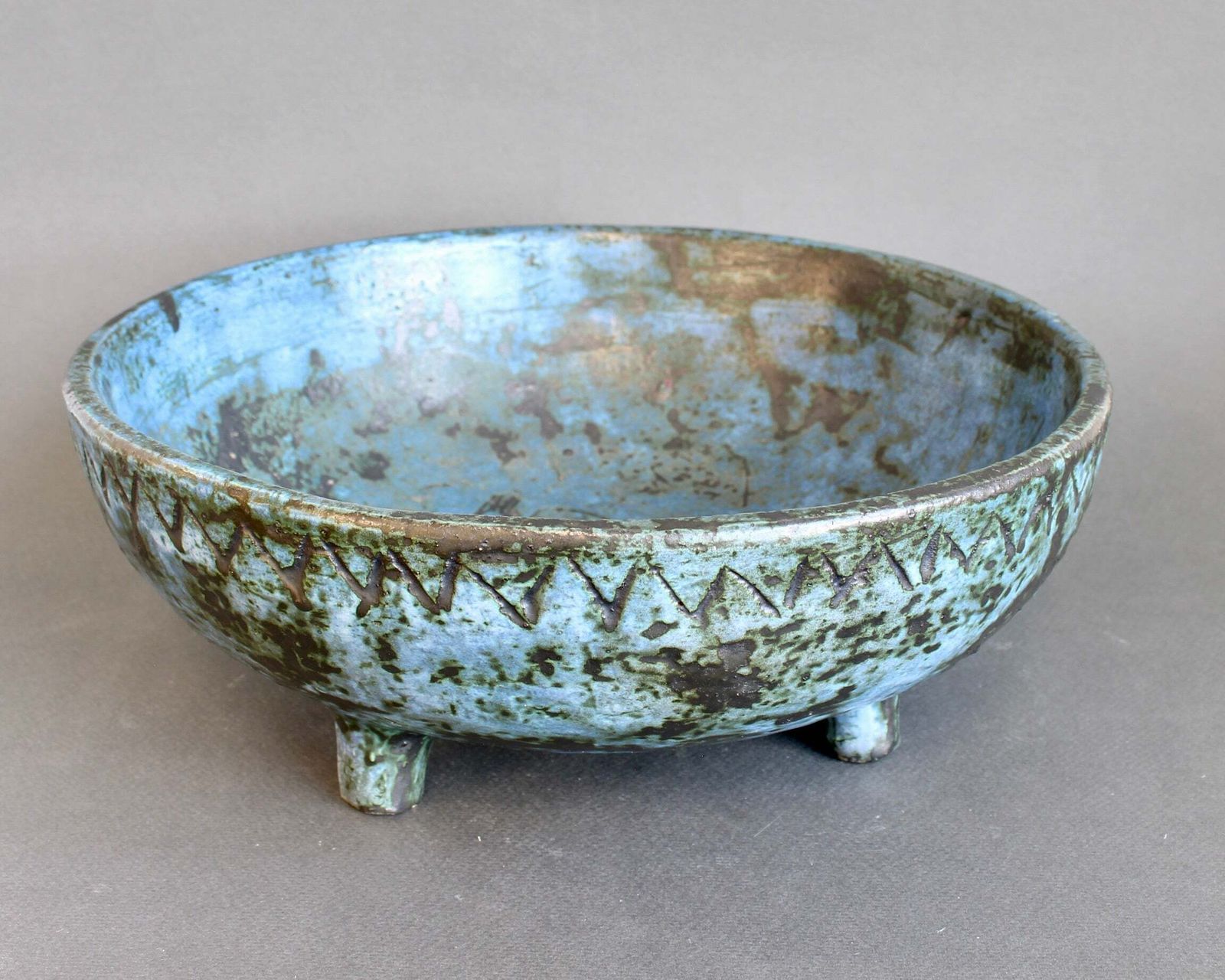 photo vintage Vintage French Ceramic Decorative Bowl By Jacques Blin (Circa 1950s)