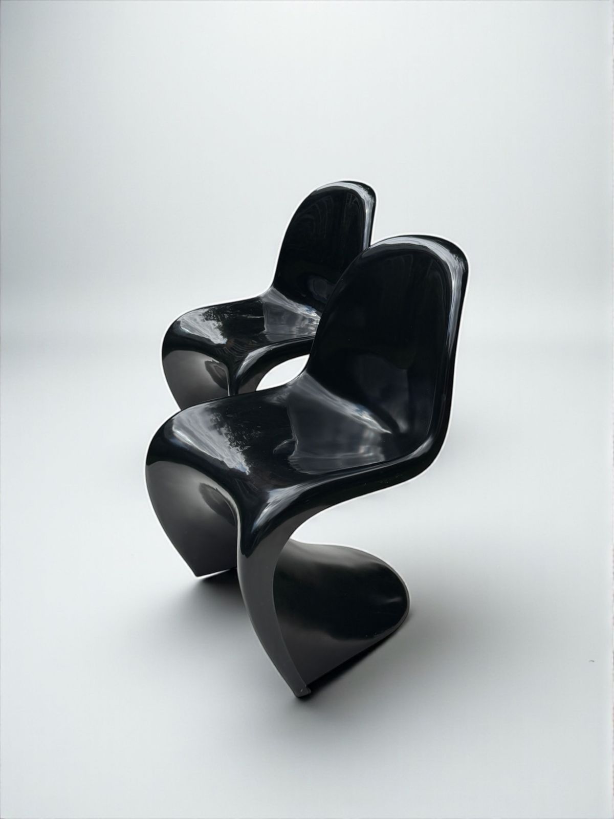 Set Of 2 Panton Verner Fibreglass S Chairs For Herman Miller, W. Germany 1971 photo vinterior
