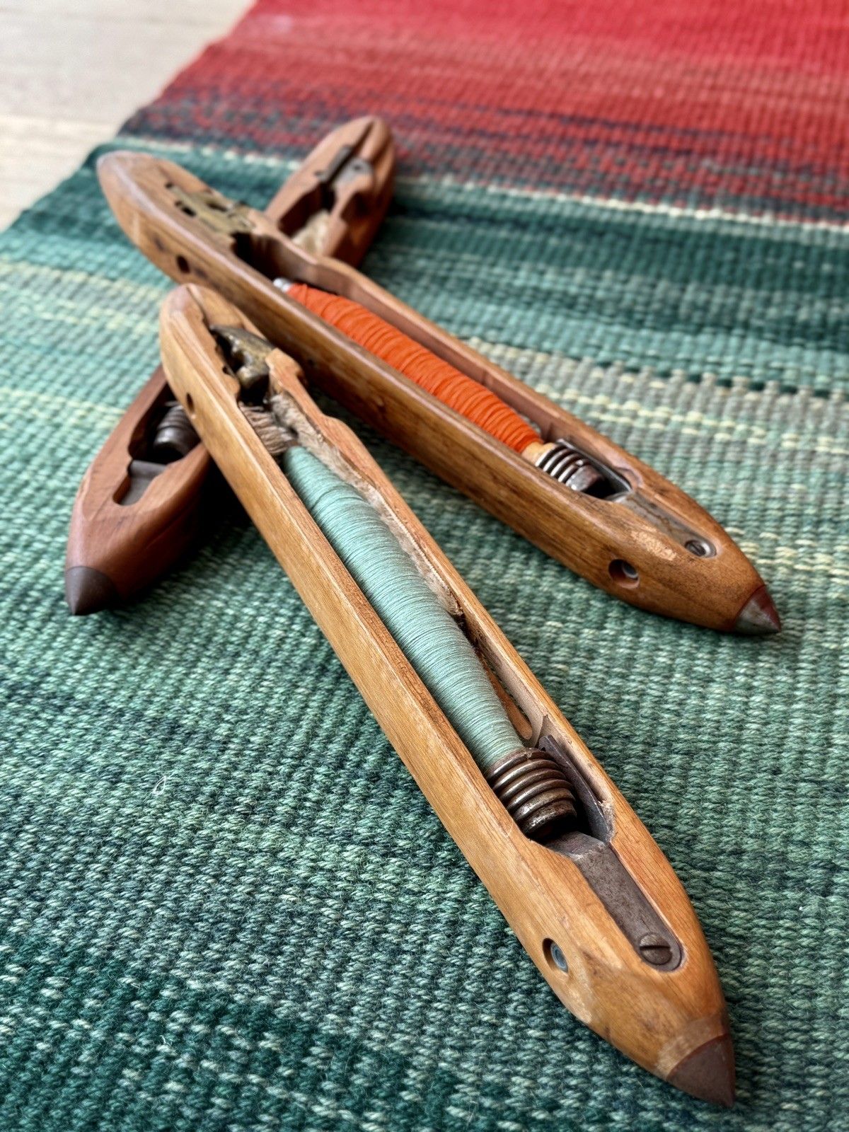 Set Of 3 Vintage French Heuchel Wooden Boat Spool/Shuttle/Weaving/Loom Bobbins photo 99.0