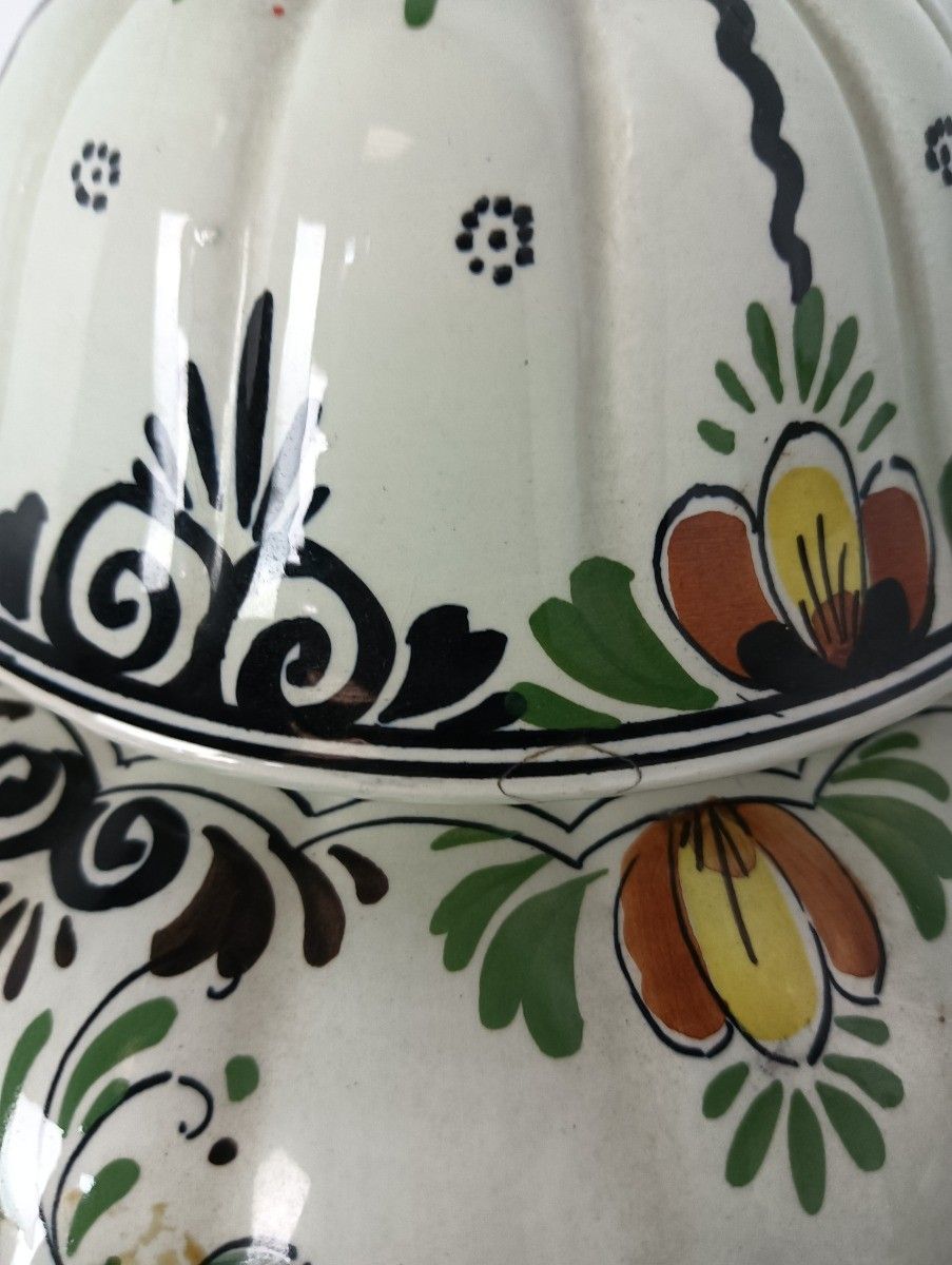 Couple Of Vases Urns Hand Painted Lidded Polychrome Delft Birds Marked photo furniture