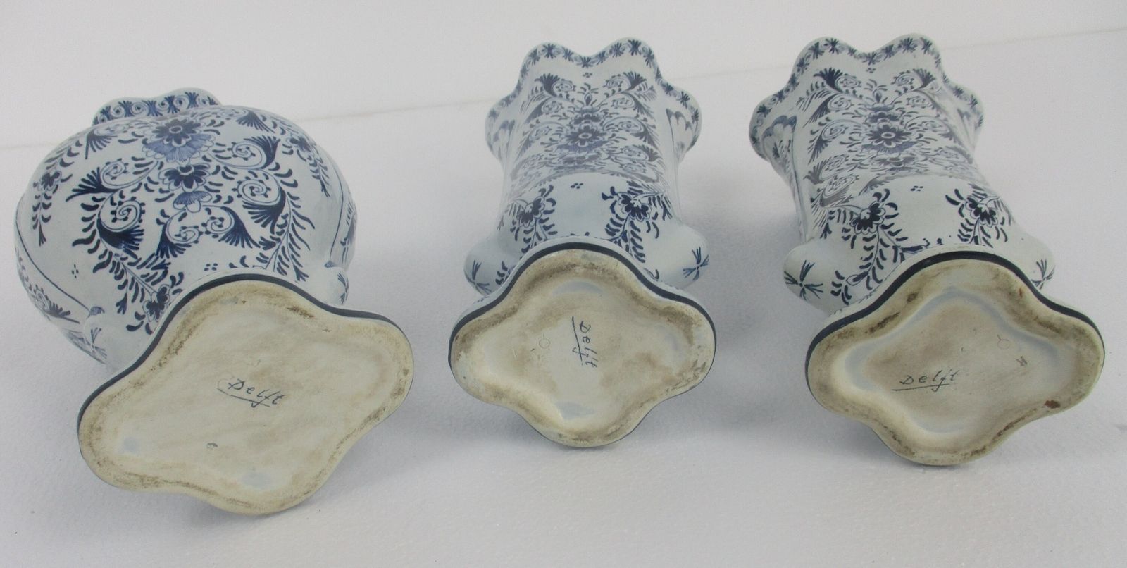 Antique  Delft Blue White Garniture Set Two Vases Urn Lidded Extremely Rare 3 photo vintage