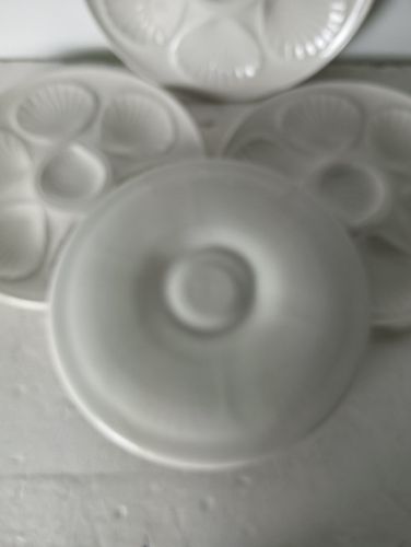 Set Of 4 Oyster Seafood Plates Porcelain White Vintage Seafood Stylish photo furniture