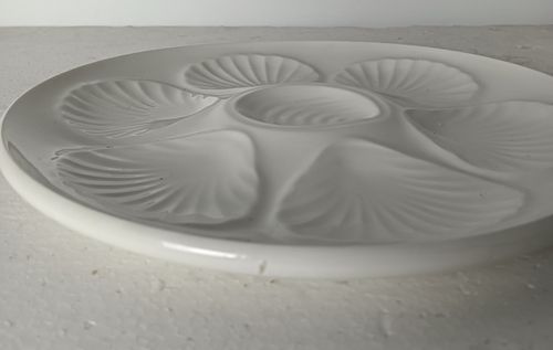 Set Of 4 Oyster Seafood Plates Porcelain White Vintage Seafood Stylish photo vinterior