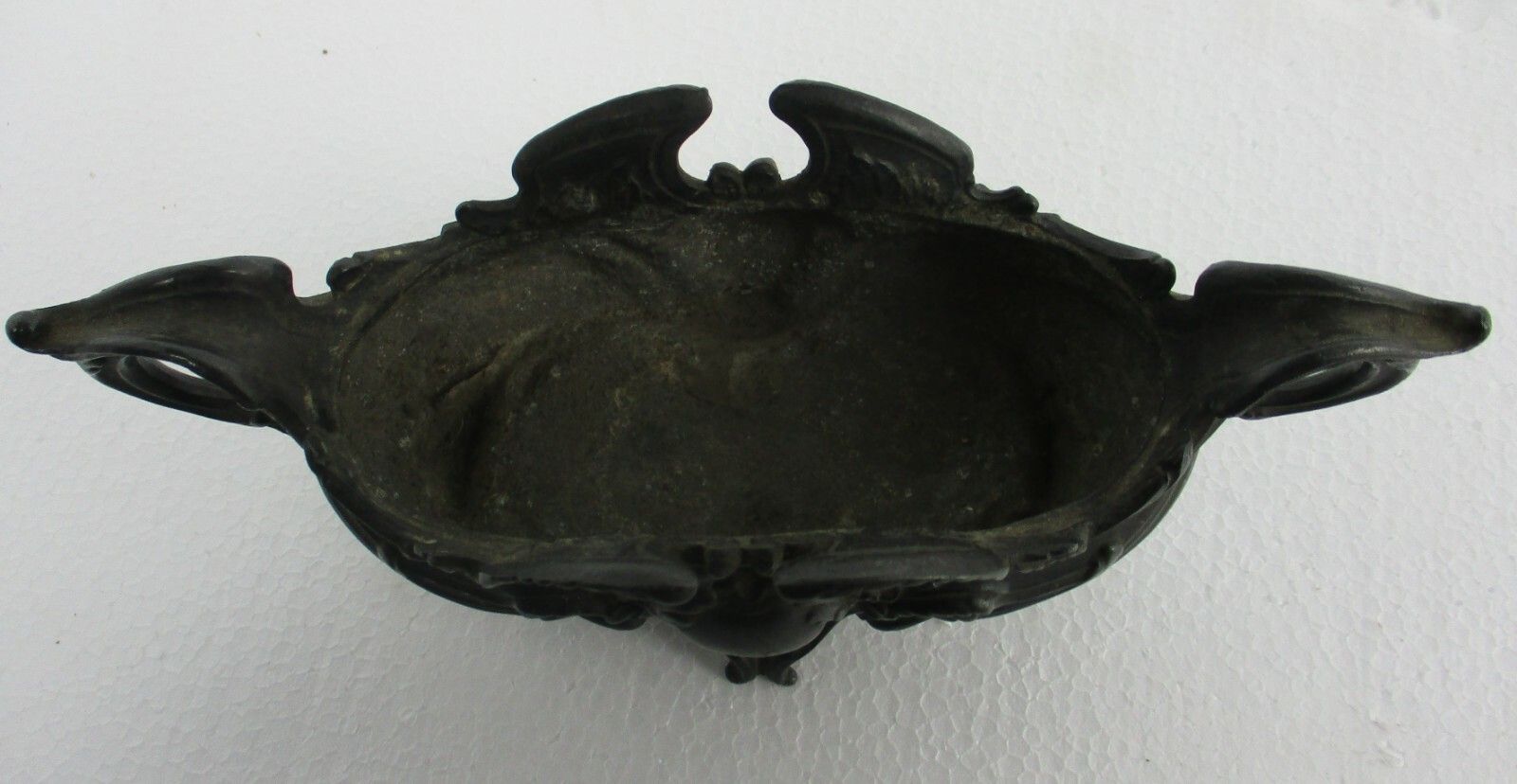 Faux Brass Spelter Planter Jardinière Ornate Embossed Centerpiece Legged photo vinterior
