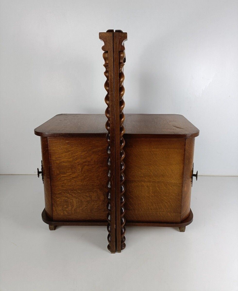Pair Couple Antique Jugendstil Nightstands Wood Barley Twist End Tables Vanity C photo vintage
