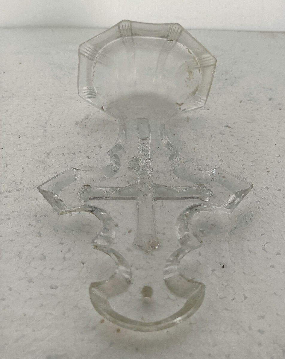 Lovely Vintage  Antique Holy Water Font Vessel Art Glass Crucifixion Wall Hangin photo vinterior