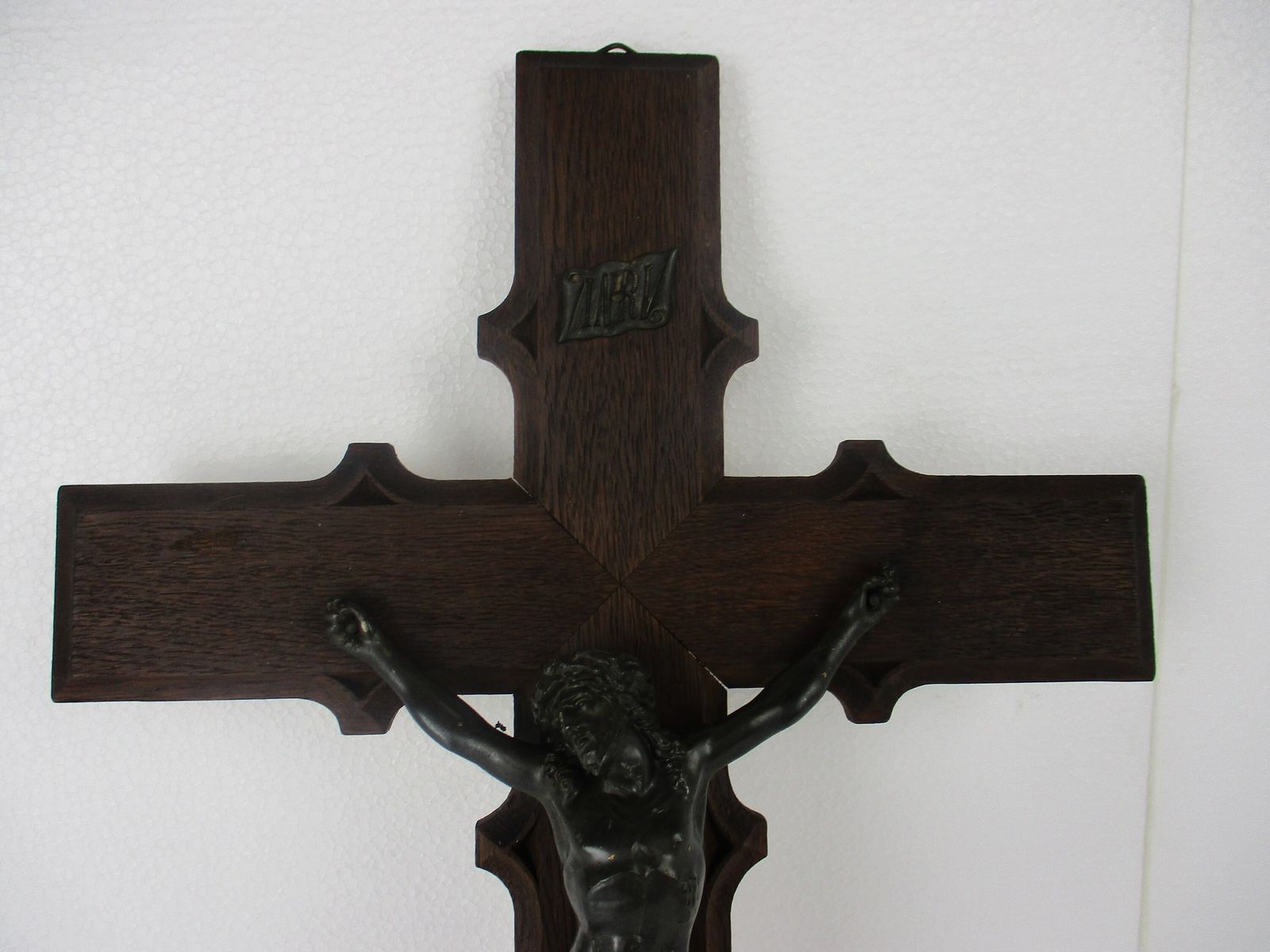 Hand Carved Wood Hanging Crucifix Cross Jesus Christ Spelter Beautiful Corpus Oa photo furniture