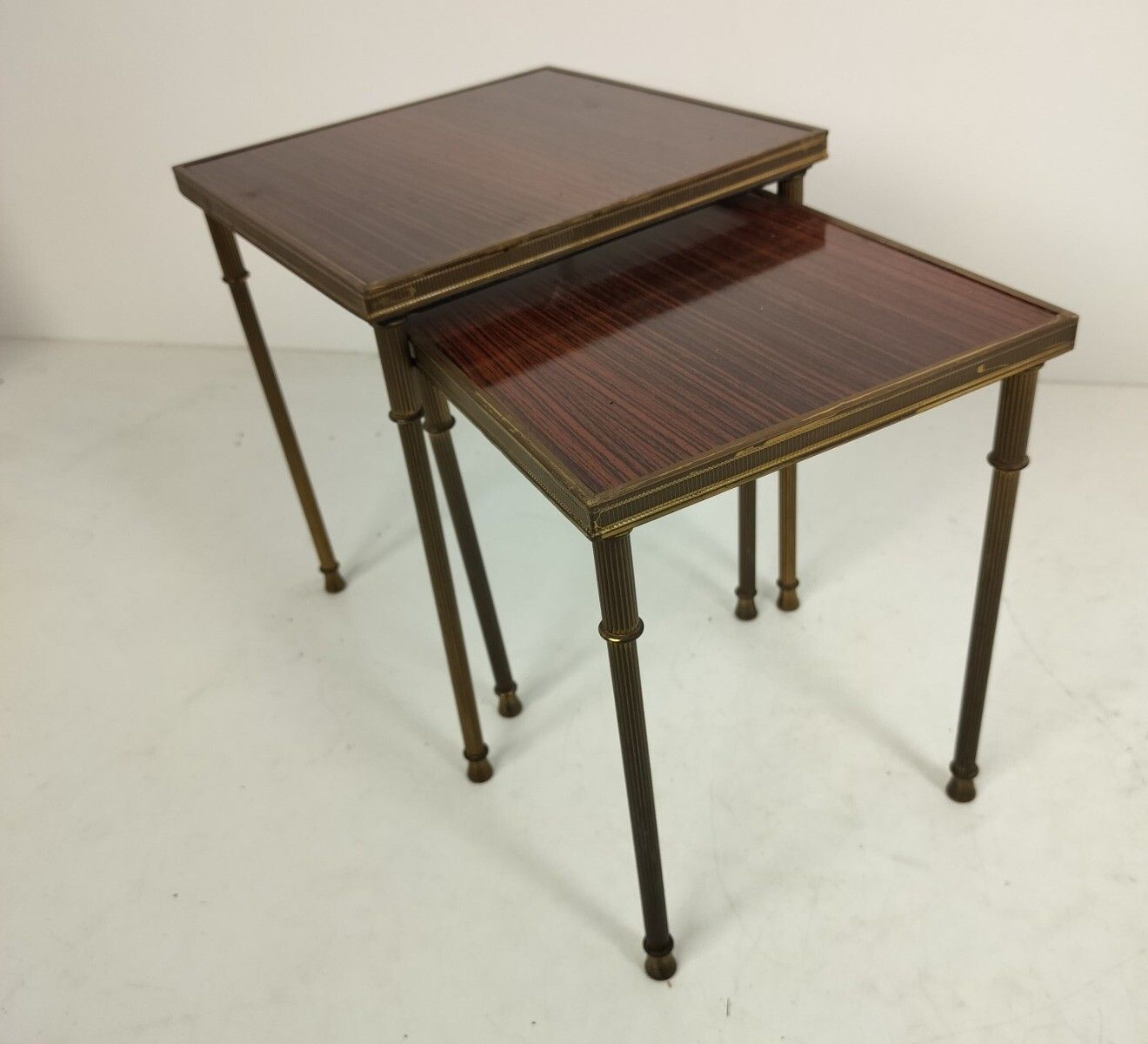 2 Modernist Nesting Stacking Coffee Side Tables Brown Veneer Brass Legs Mid Cent photo 142.0