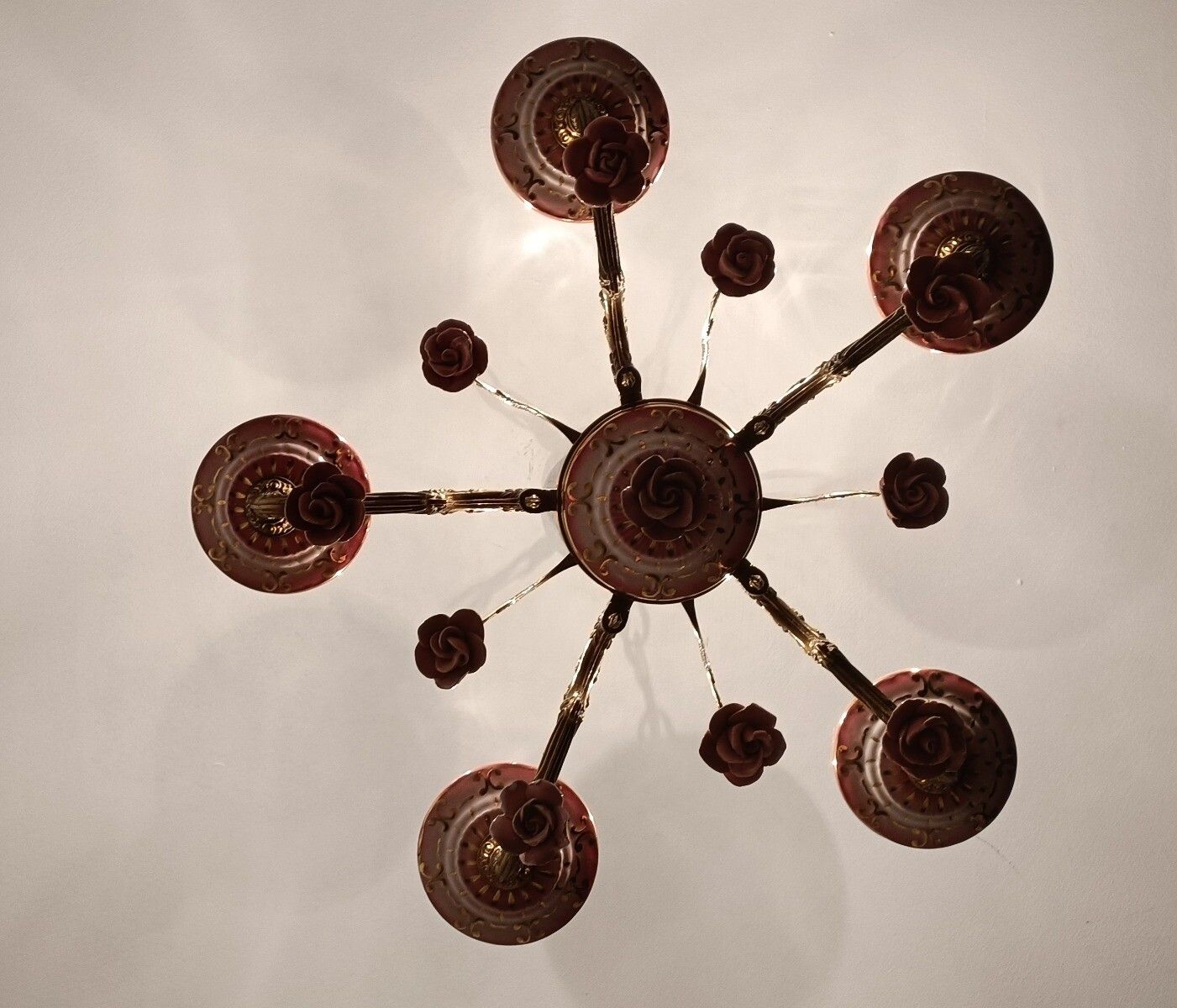 Chandelier Pink Porcelain Flower Prisms Brass Vintage Romantic 5 Arm 5 Lights photo Lighting