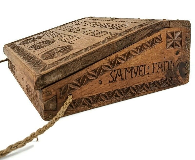 Hand Carved Wooden Bread Box Storage Container Travail Est Le Chemin Du Ciel Vin