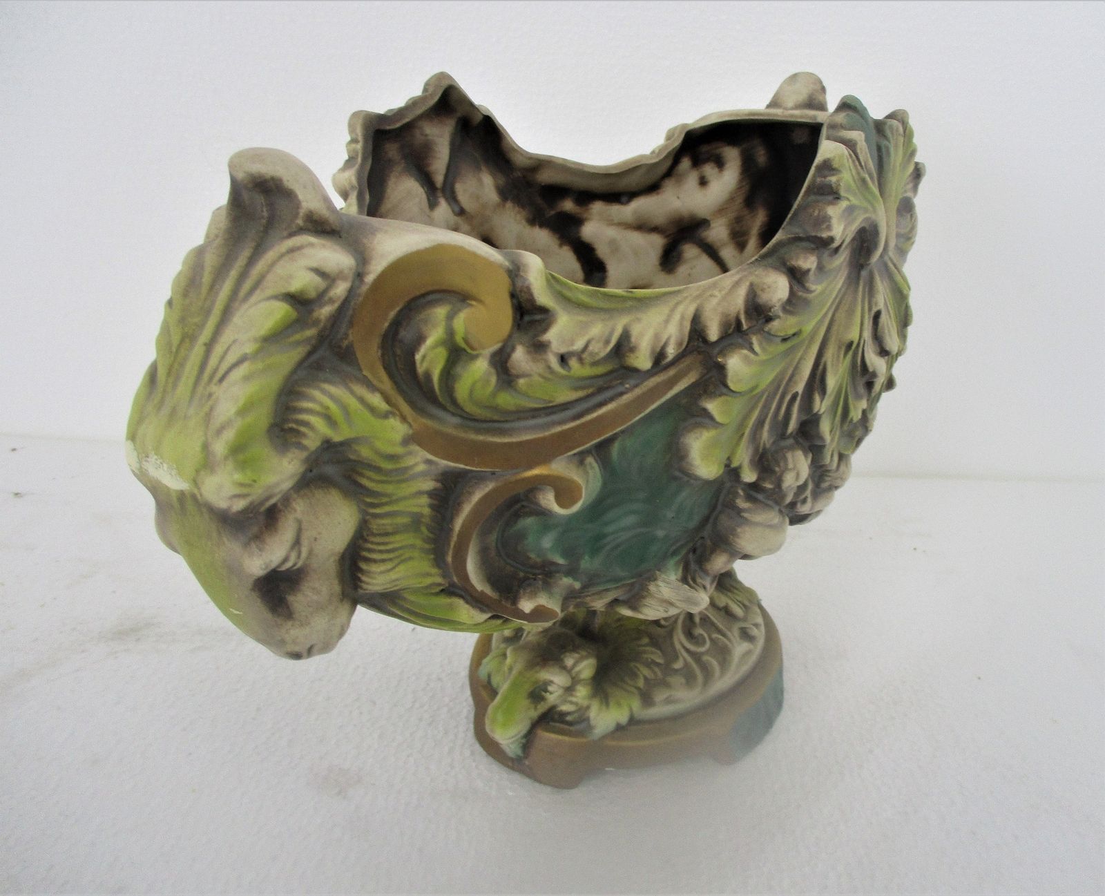 Capodimonte  Porcelain Italy Marked  Ramsheads Centerpiece Dish Angels Putti Vin photo furniture