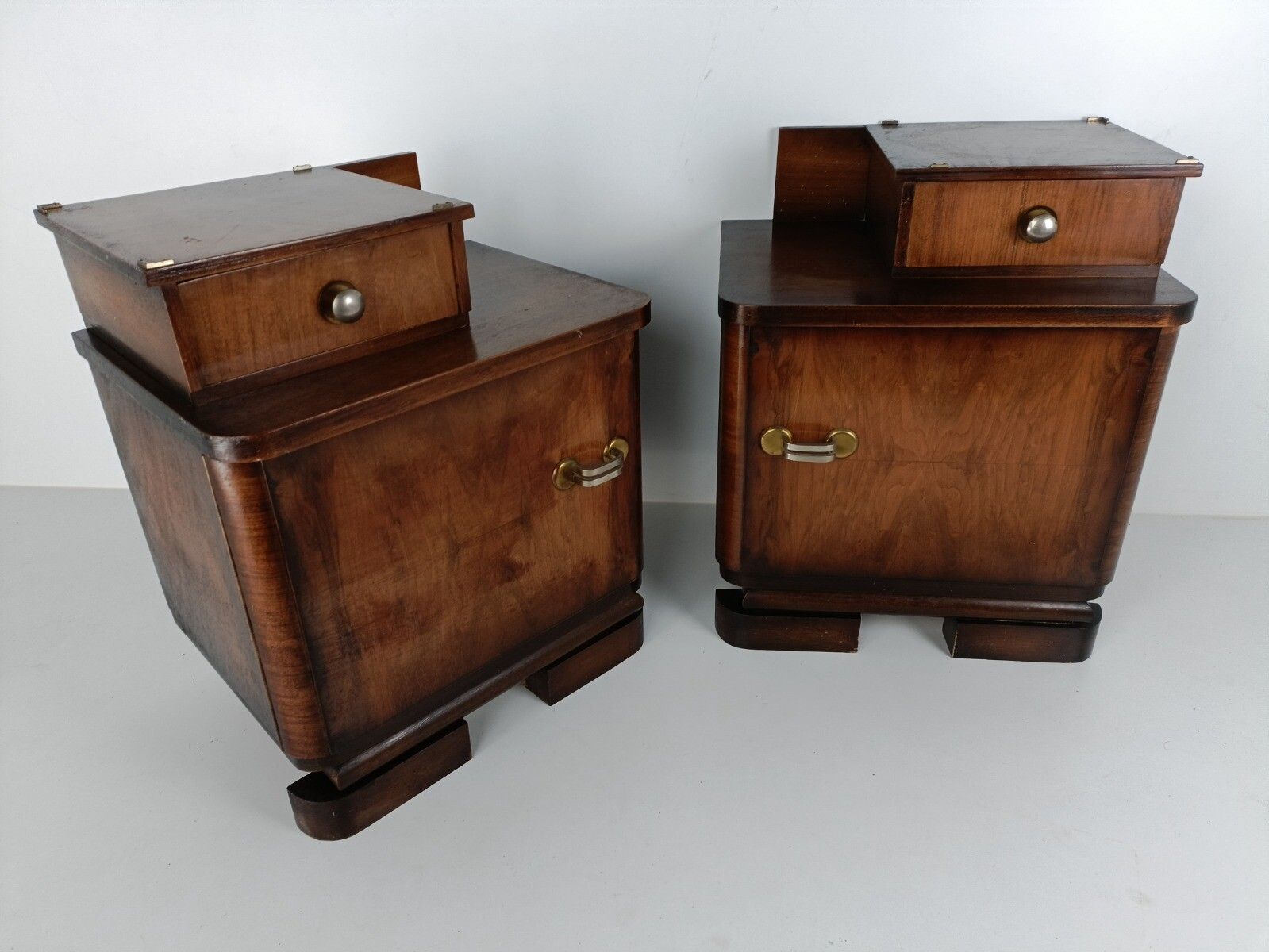 Pair Antique Art Deco Nightstands End Tables Dresser 20s 30s Vanity Cabinets  Wo photo vinterior