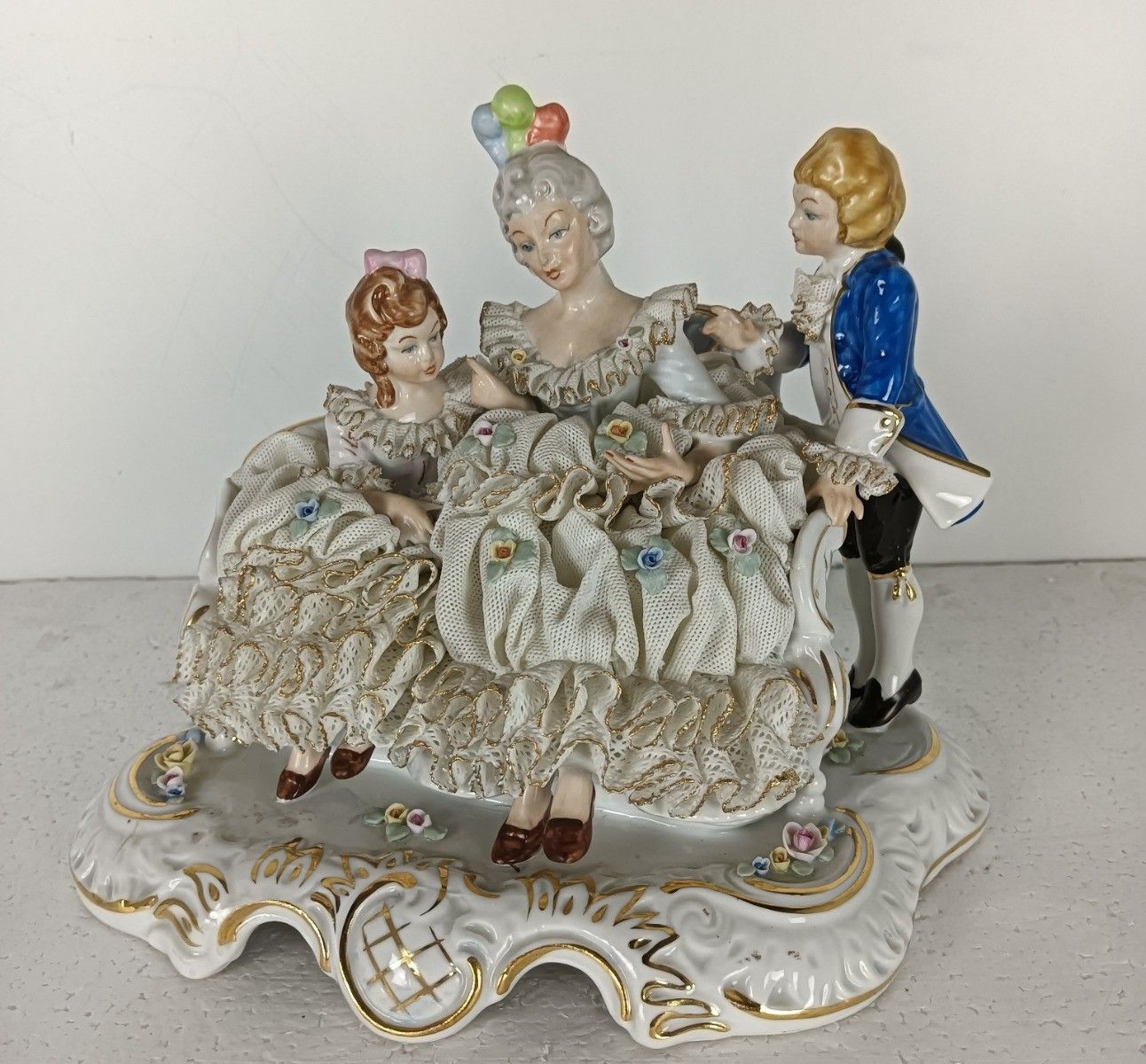Large Statue Figurine Porcelain Marked Dresden Germany Lace Lady With Children V photo Home Decor
