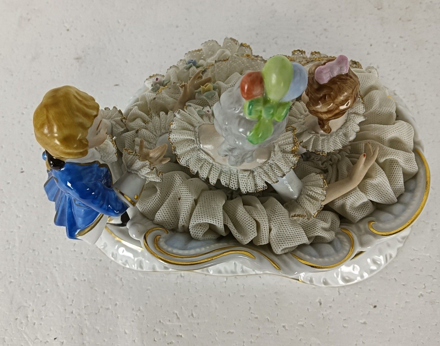 Large Statue Figurine Porcelain Marked Dresden Germany Lace Lady With Children V photo vinterior