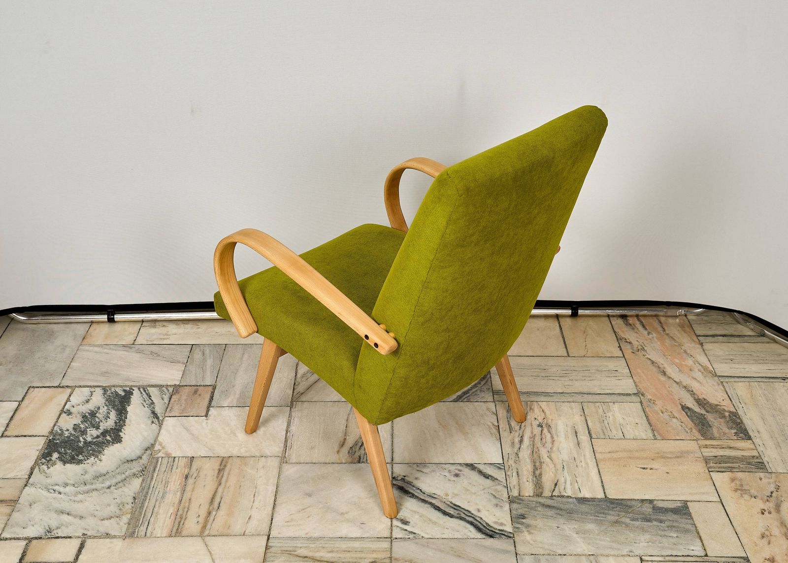 Armchair Designed By Jaroslav Smidek For Ton, Czechoslovakia 1960s. photo 389.0