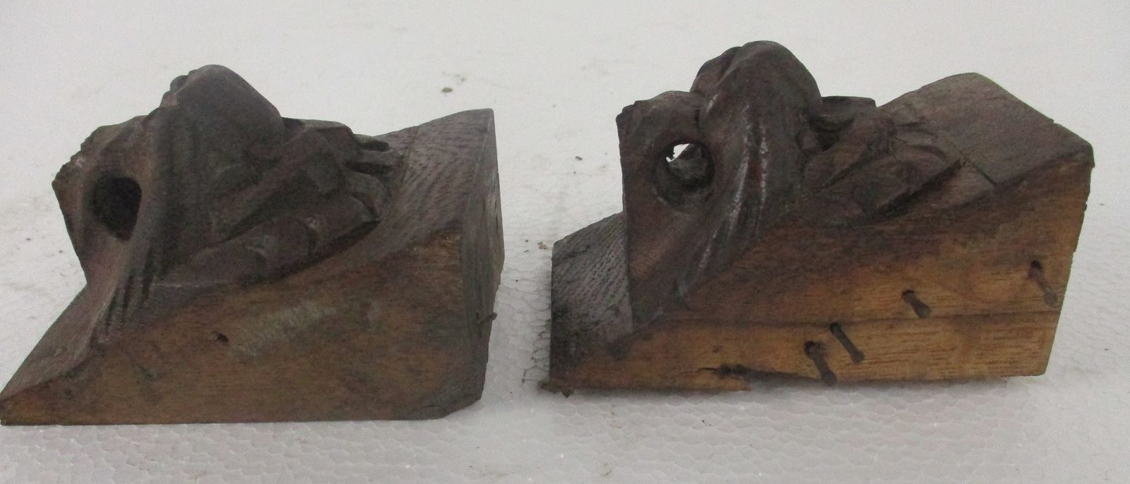 Antique Pair Corbels Hand Carved Wood Architectural Reclaimed Lion Heads Trim photo vinterior