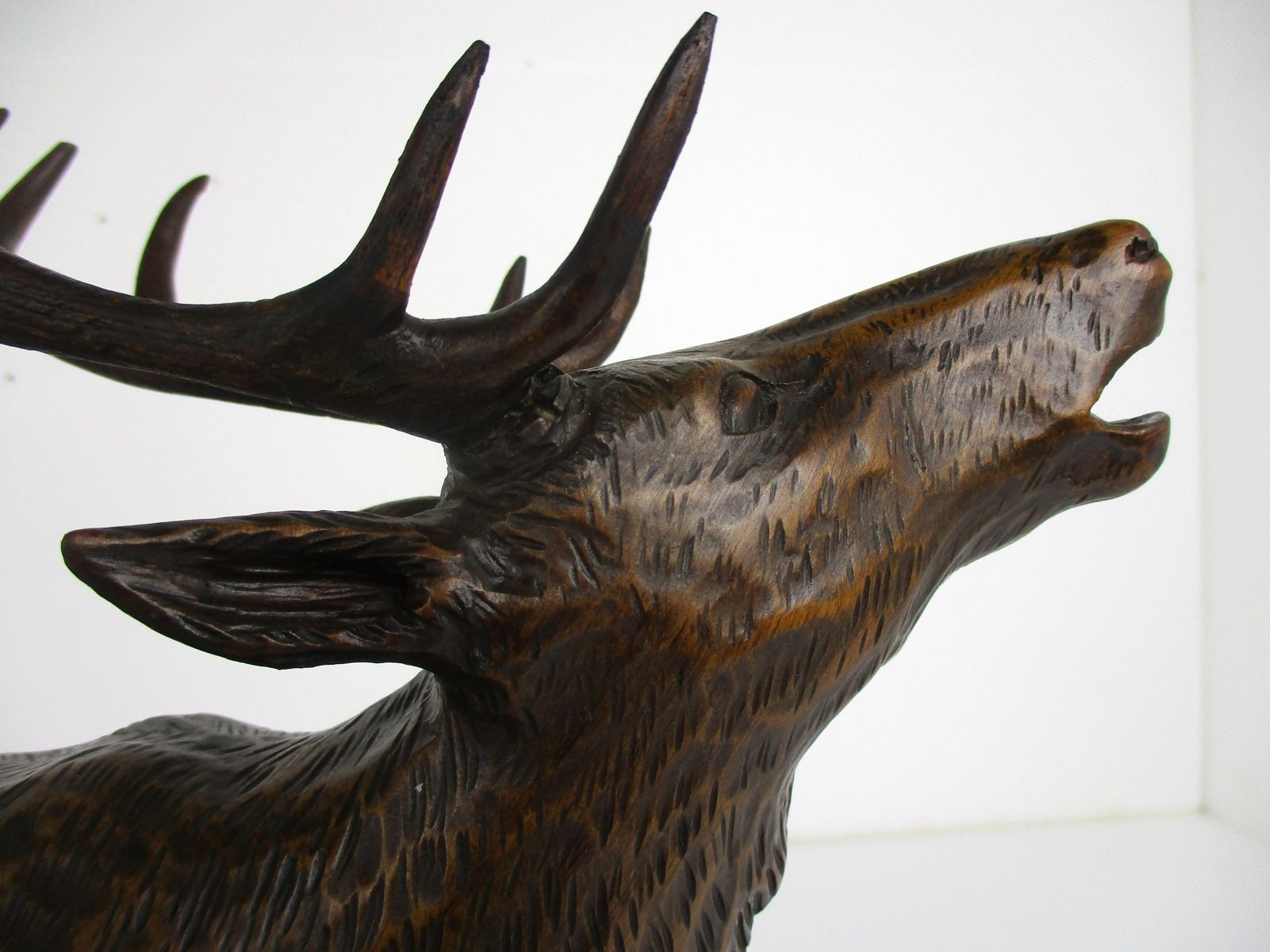 Black Forest Sculpture Figurine Hand Carved Deer Roe Buck Stag Marked photo vinterior