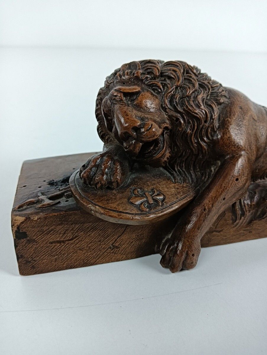 Antique Hand Carved Wooden Wood French Lion Figurine Carving Sculpture 19th Cent photo for sale