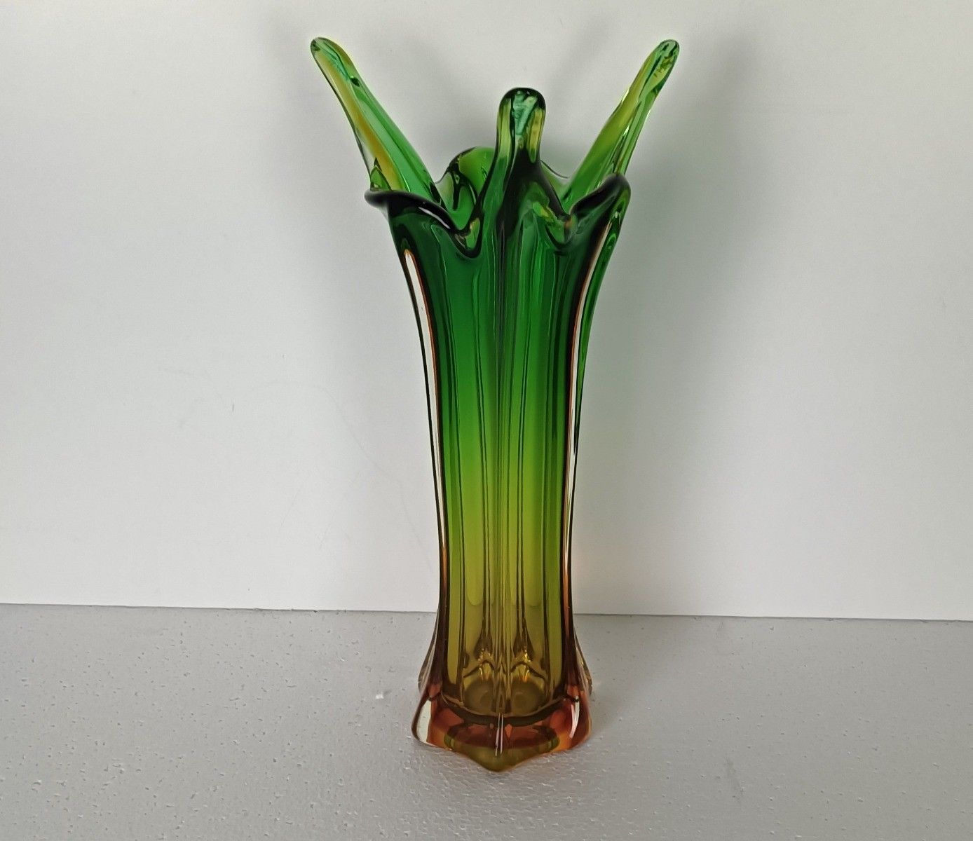 Vintage Fratelli Toso Murano Sommerso Art Glass Vase Green Brown Marked photo Home Decor