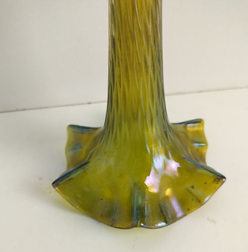 Home Decor Antique  Bohemian Art Glass Attributed Loetz Epergne Trumpet Vase Centerpiece Re photo
