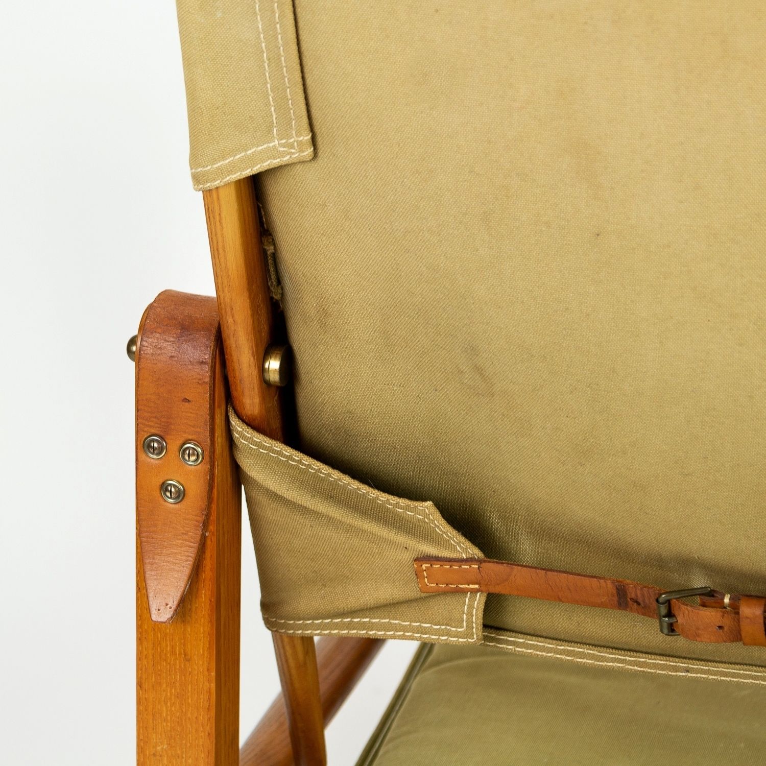 Kaare Klint Safari Chair photo 800.0