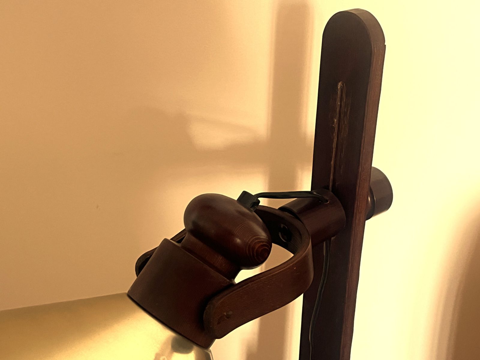 1970's Midcentury Modern Swedish Borje Claes Norlett Elit Wood And Brass Table Lamp. Working. photo vintage