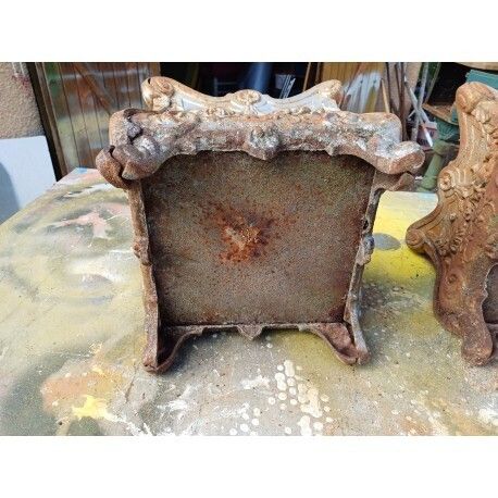 photo vinterior Pair Of Enamelled Cast Iron Planters From 1900 From Charleville Mézières